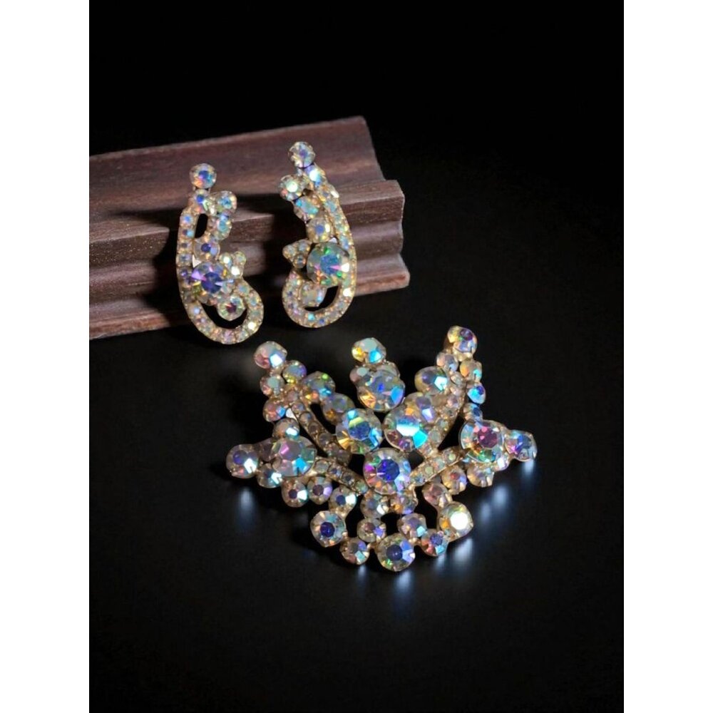 Juliana DeLizza & Elster Aurora Borealis Rhinestone Brooch & Earrings Set Vintag